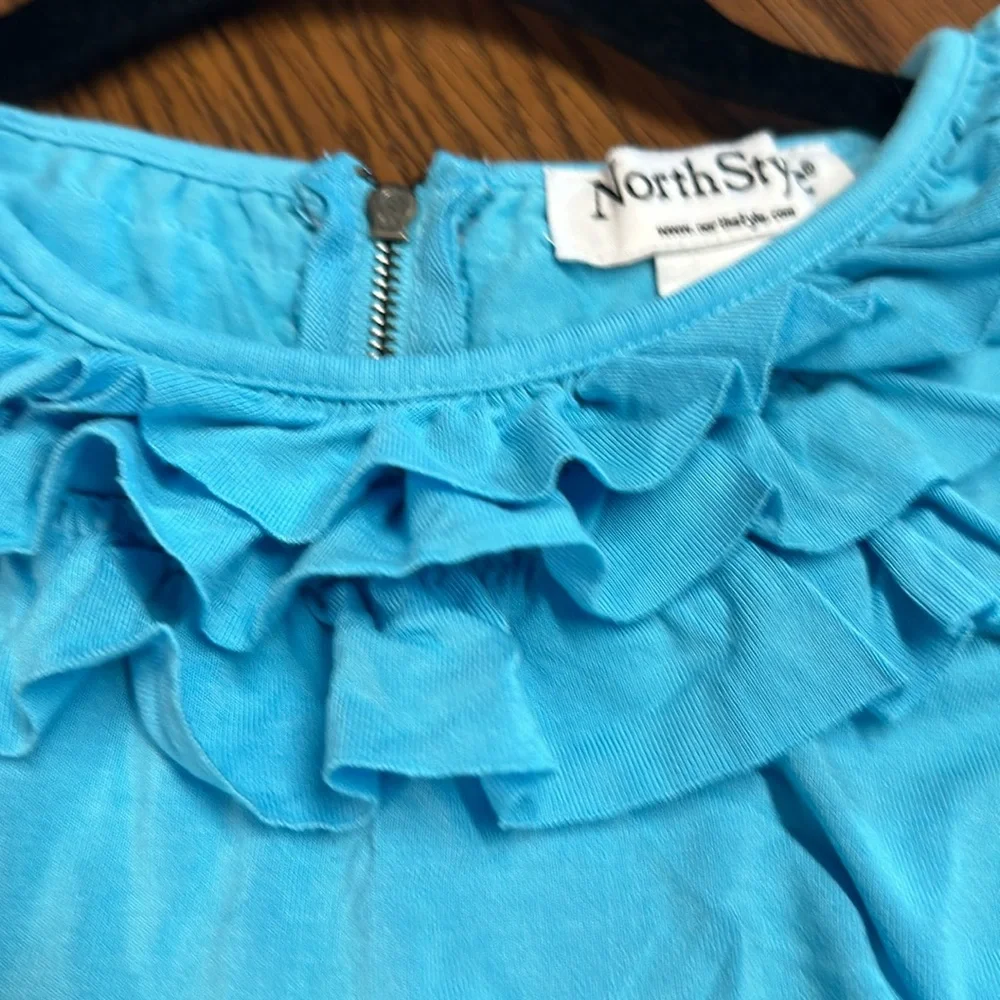 North Style Aqua Ruffle top - Picture 5 of 6